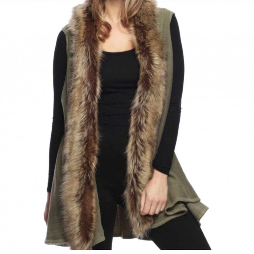 Anthropologie NORTHERN Angel Sleeveless Faux Fur Angel Cardigan Fringe Duster